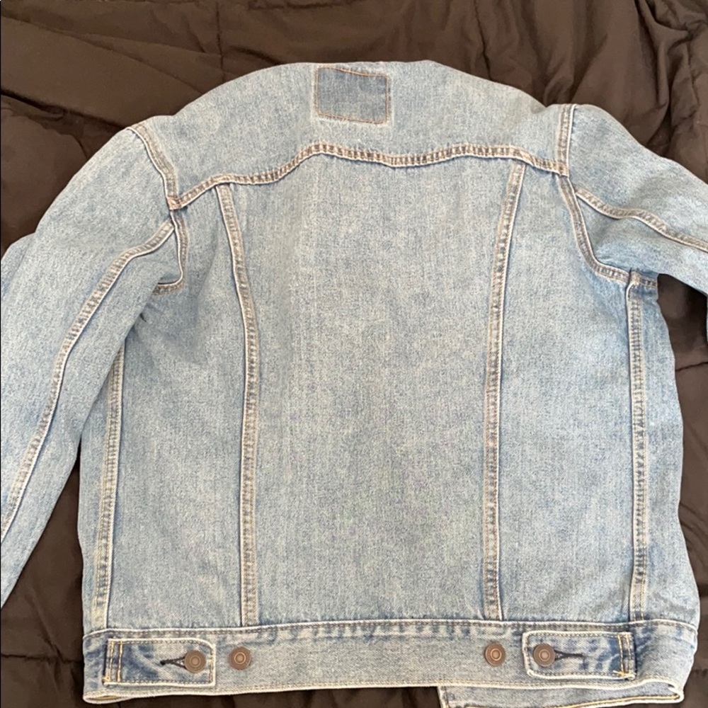 Levi’s Men’s Trucker Denim Jean Jacket - Medium - Picture 2 of 3